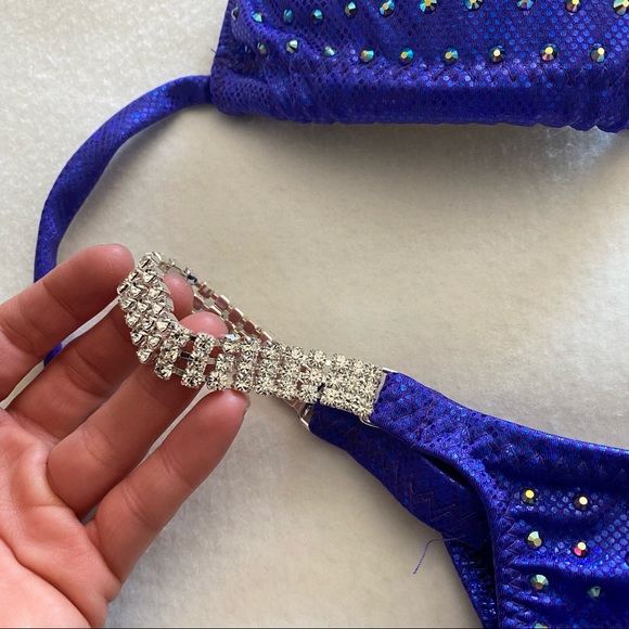 NEW/ NEVER WORN : CJ Pro Competition Bikini Suit NPC OCB IFBB. BRAND NEW. - Picture 3 of 16